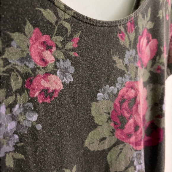 AEO Fit & Flare Grey Floral Print Dress, size large - Picture 5 of 11